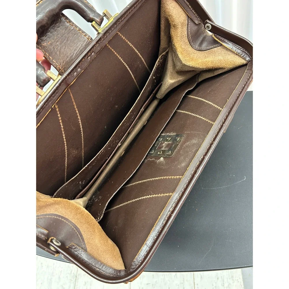 Vintage Brown Leather Doctor Bag Briefcase Brass Hardware Distressed 60s 70s